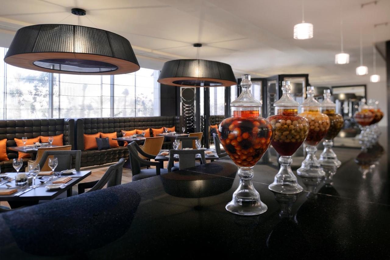 Voco - Riyadh, An Ihg Hotel - فندق فوكو الرياض, احدى فنادق مجموعة إنتركونتيننتال Екстериор снимка The restaurant