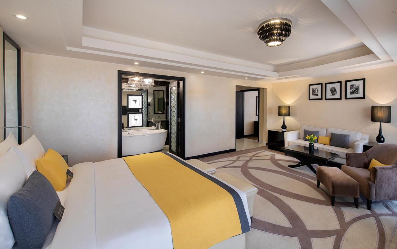 Voco - Riyadh, An Ihg Hotel - فندق فوكو الرياض, احدى فنادق مجموعة إنتركونتيننتال Екстериор снимка Suite